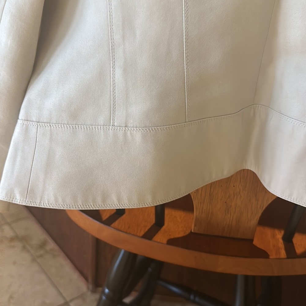 Cropped jacket - Picture 4 of 4